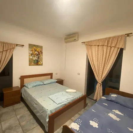 Hotel Adriatic Shëngjin