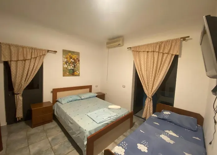 Hotel Adriatic Shëngjin